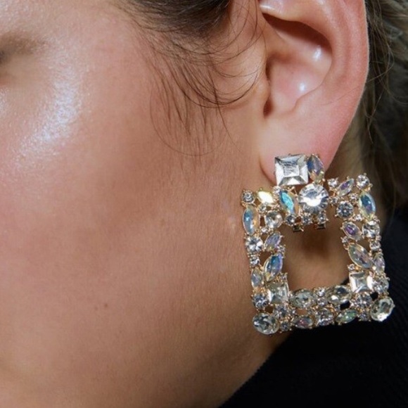 Jewelry - Crystal Drop Earring